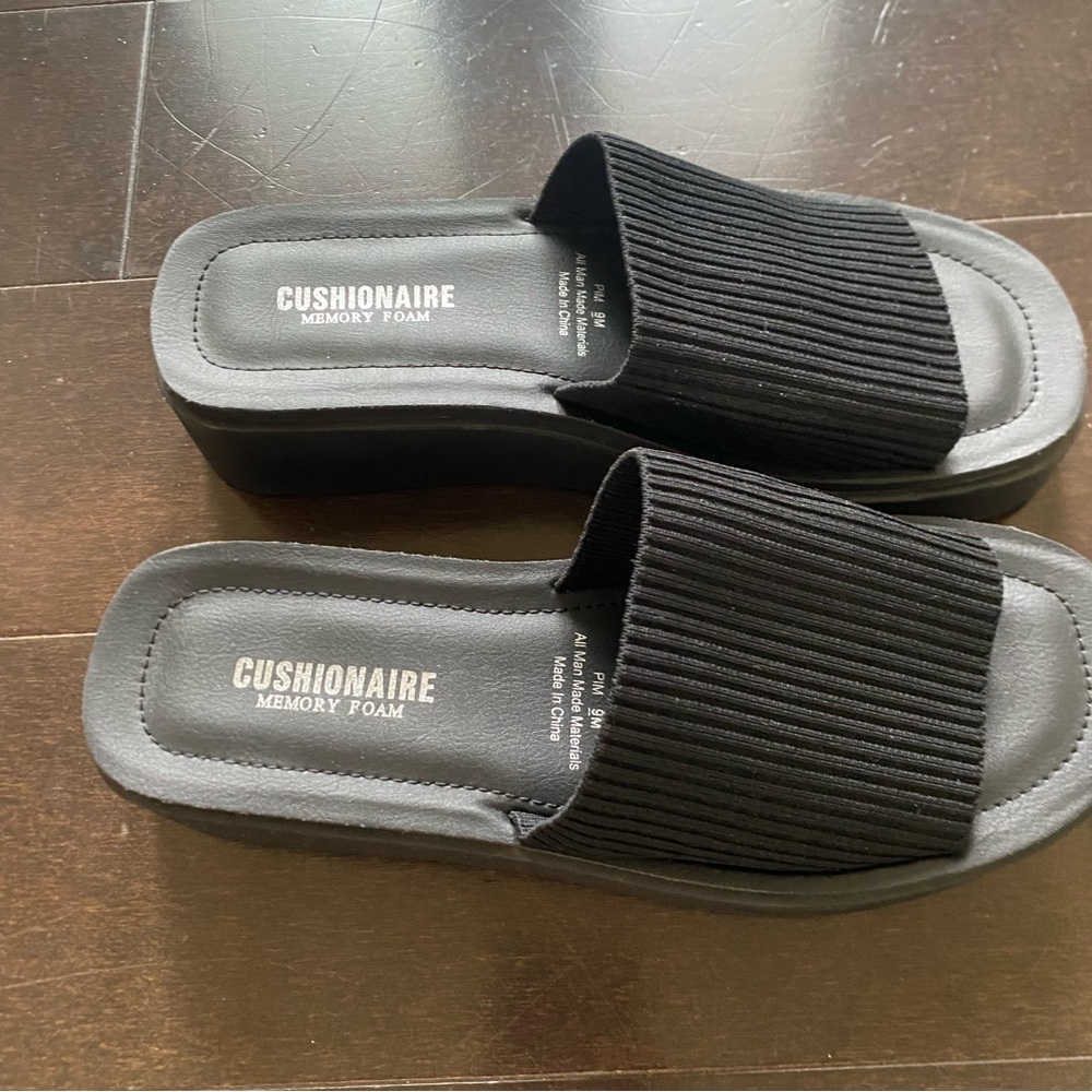 Cushionaire Black Elastic platform sandals Size 9 - Picture 3 of 5